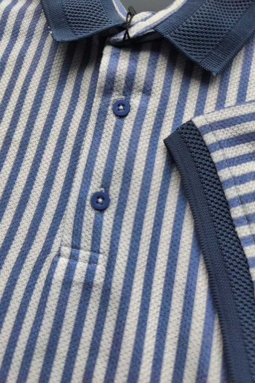 Çizgili yakalı kolu biyeli düğmeli slim fit tişort